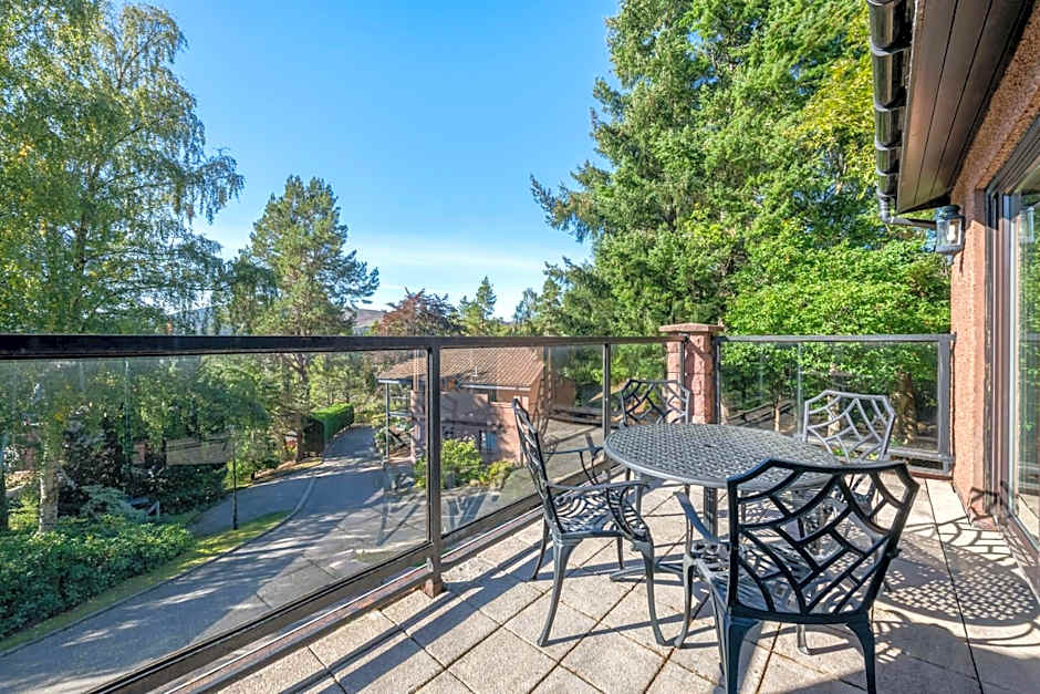 The Lodges at Craigendarroch Country Club