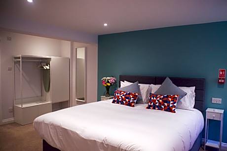 Studio-Apartment-Ensuite