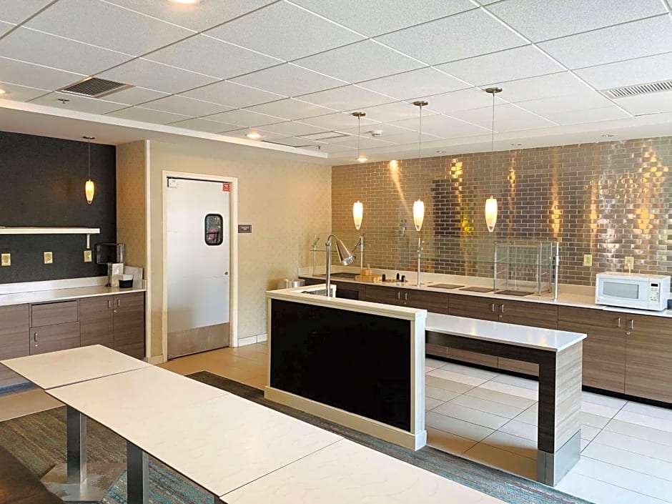 Worthington Suites – Columbus, OH