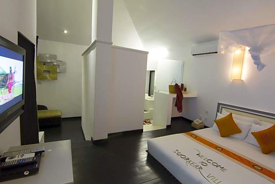 Photo 1 of 5 of Junior Suite, Balcony