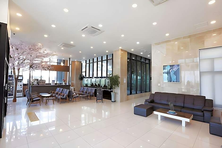 Sims Hotel