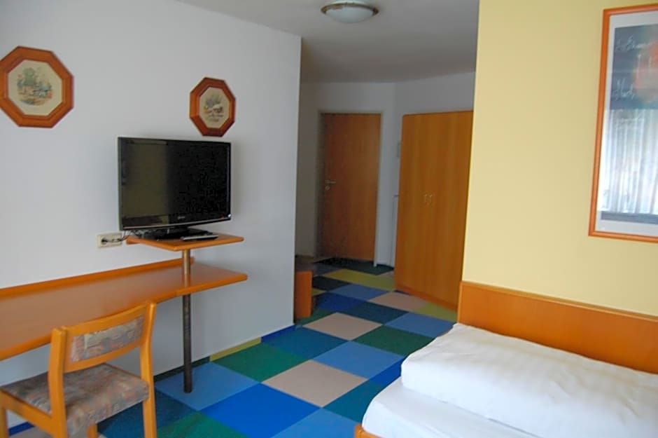 Hotel Johnel
