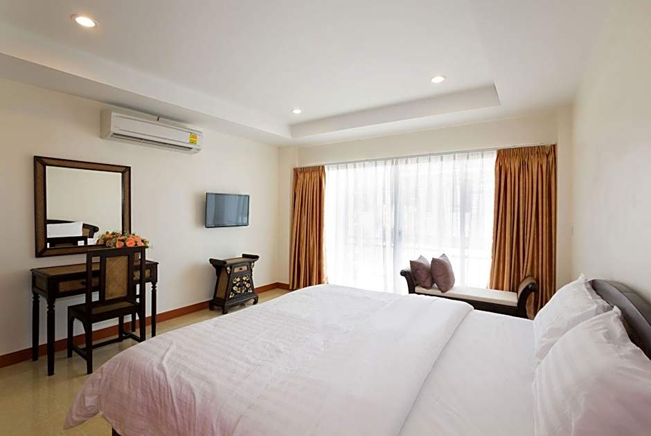 Takanta Place Aparthotel