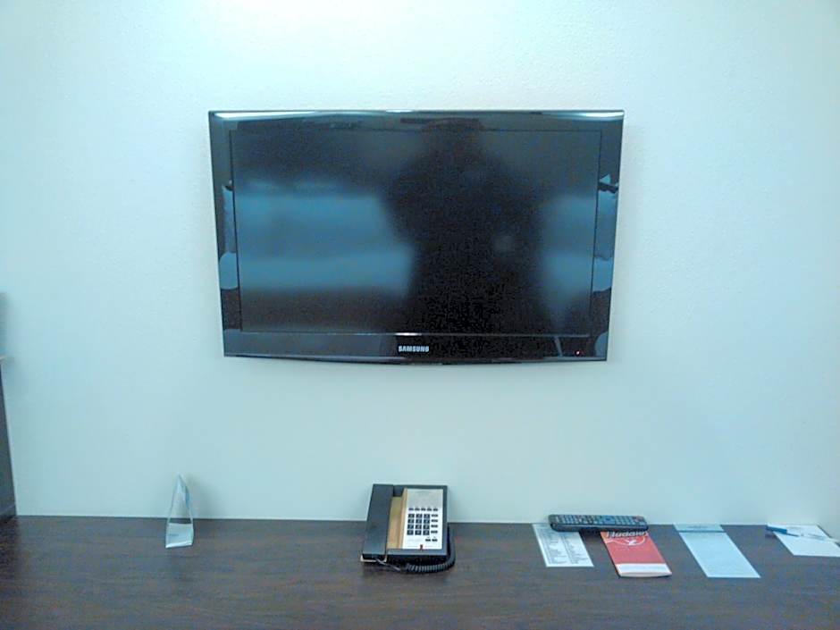 Microtel Inn & Suites by Wyndham Eagle Pass