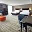 Hampton Inn By Hilton & Suites National Harbor/Alexandria Area