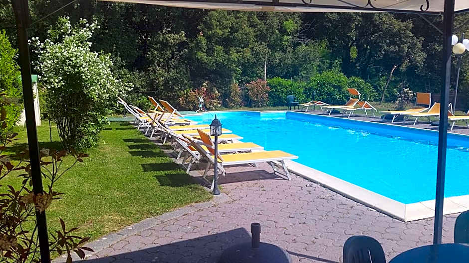 Hotel Monti