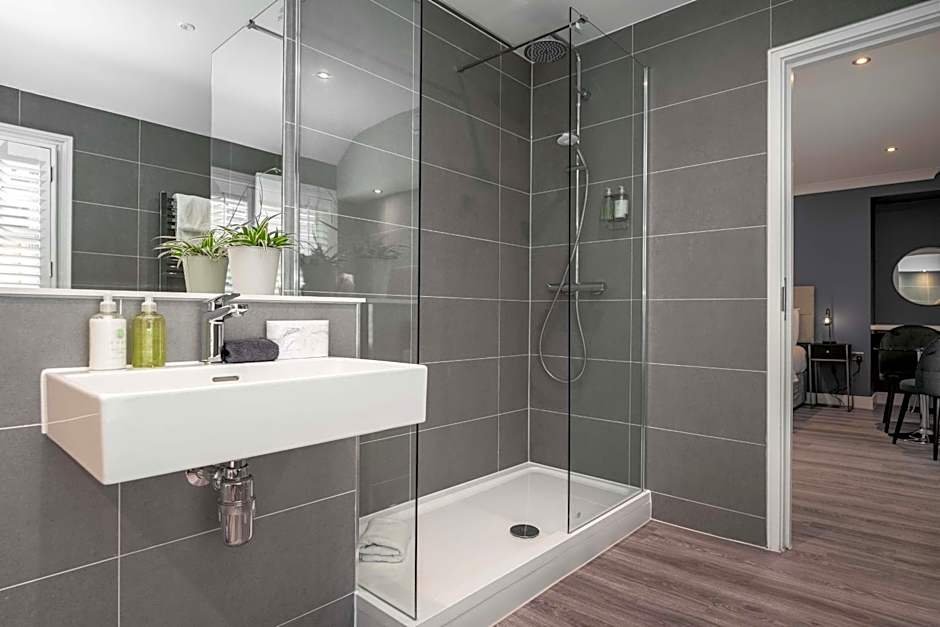 The Regent Aparthotel