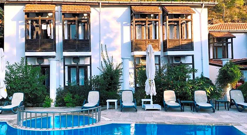 Ford Hotel