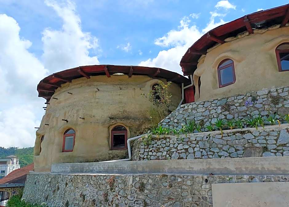 Cameron Highlands Blueberry Earth House