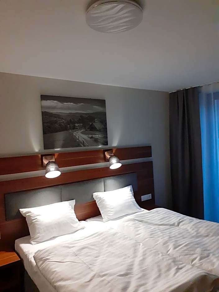 Gucio - pokoje z restauracją Szczyrk