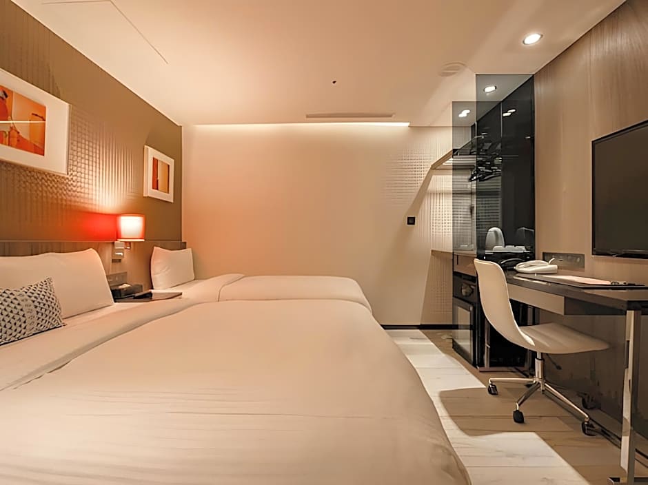 Beauty Hotels Taipei - Hotel Bfun