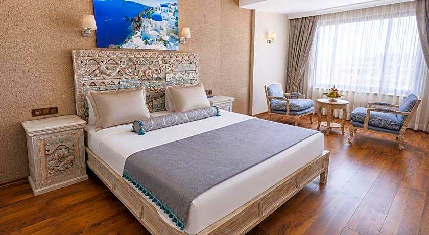 Azka Hotel