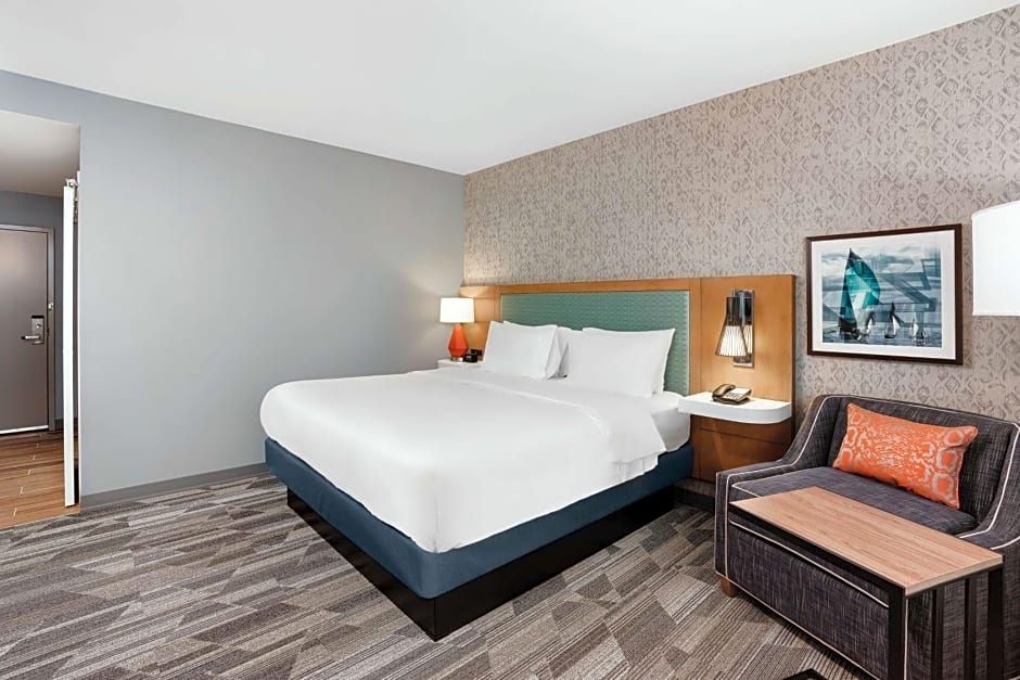 Hampton Inn By Hilton & Suites Bellingham Airport, WA