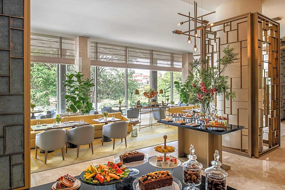 Four Seasons Hotel Bengaluru at Embassy ONE