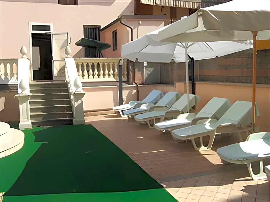 Hotel Innocenti