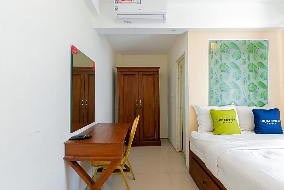 Urbanview Erga Family Residence Syariah Surabaya by RedDoorz