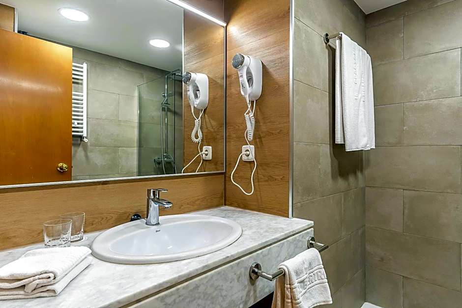 Aparthotel Bertran