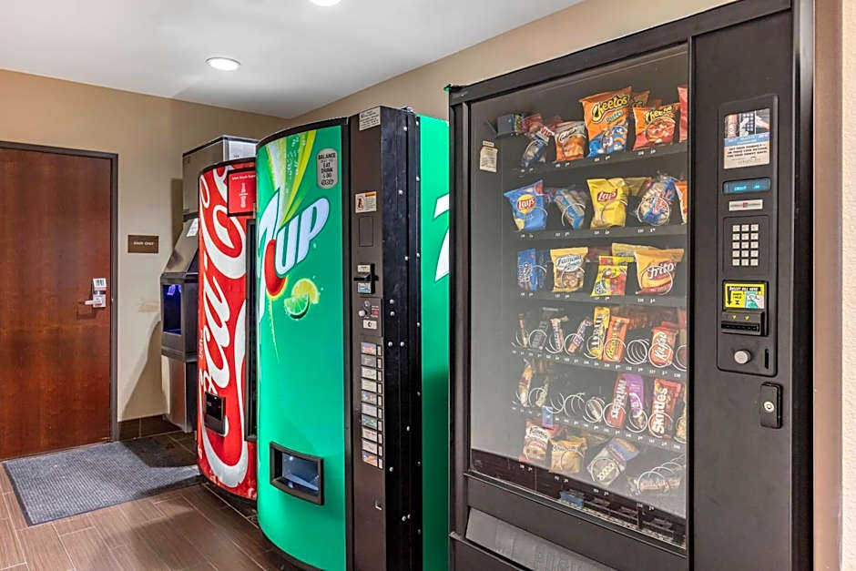 Comfort Inn & Suites Edgewood