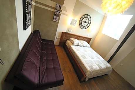 Family Room (4 Adults)