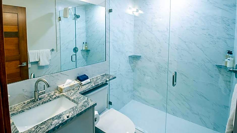 Snow Creek Lodge by Fernie Lodging Co