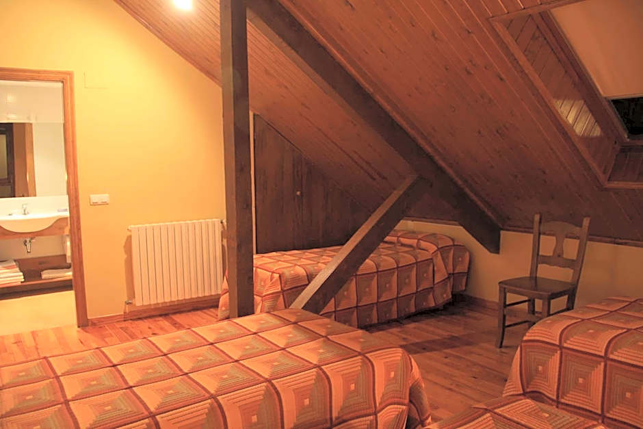 Hotel, Bungalows y Camping Viu