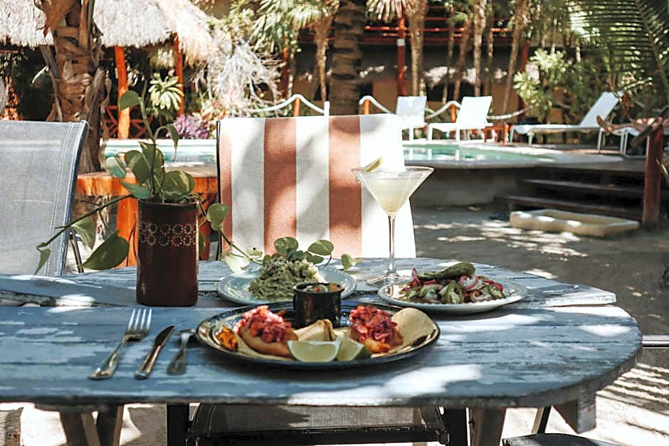 Holbox Deluxe Apartments