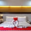 RedDoorz Plus near Hotel Benua Kendari