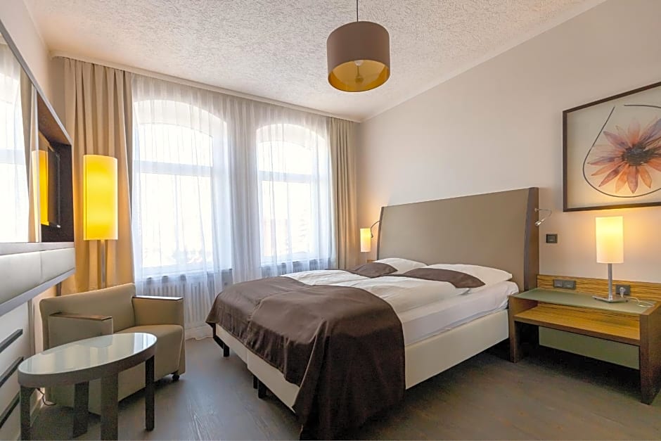 Hotel Garni " Am Domplatz"