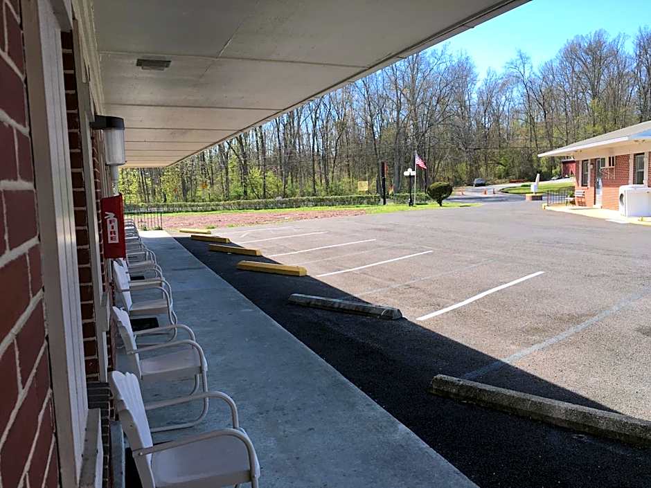 Red Carpet Inn - Gettysburg