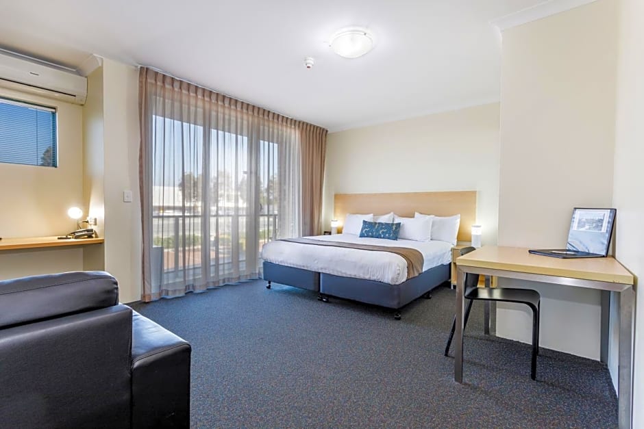 Perth Ascot Central Apartment Hotel