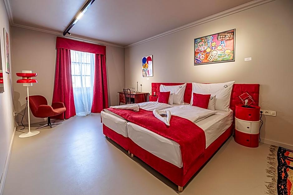 Barka Galéria Hotel és Étterem