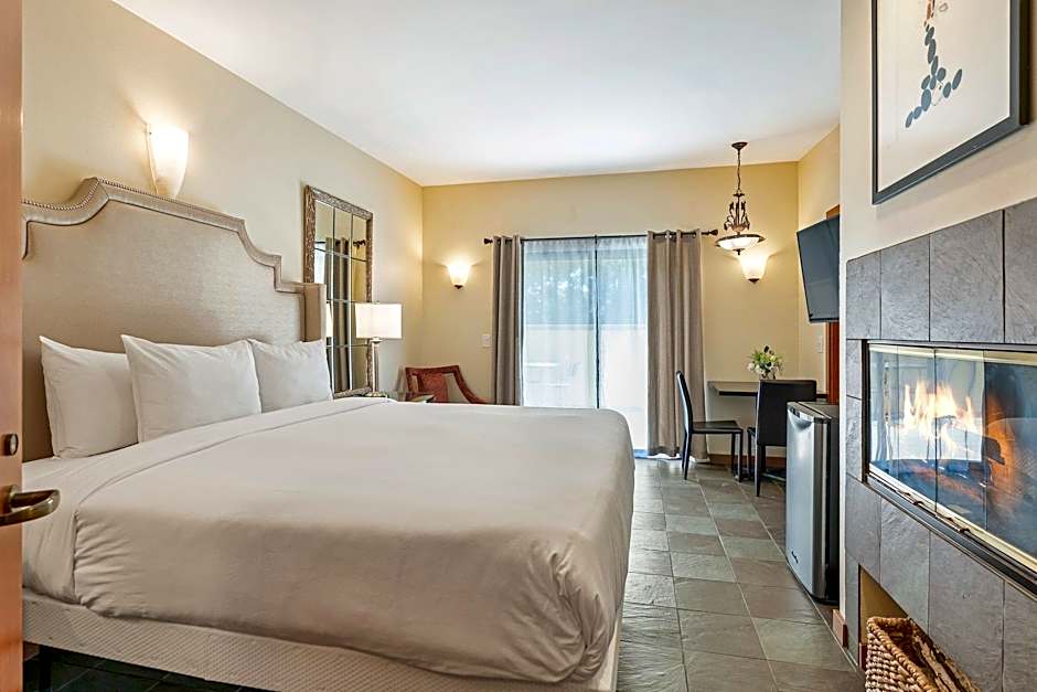Sonoma Coast Villa and Spa