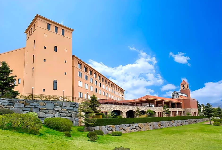 Fruit Park Fujiya Hotel