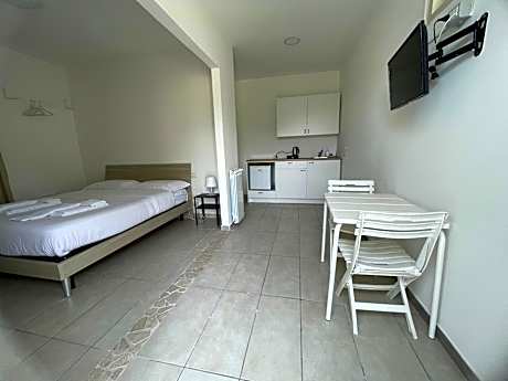 Studio with Garden View