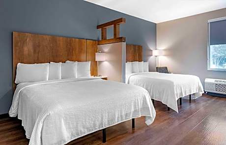 Ideal Studio 2 Queen Beds Non Smoking