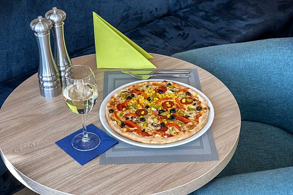 Premier Inn Köln City Süd