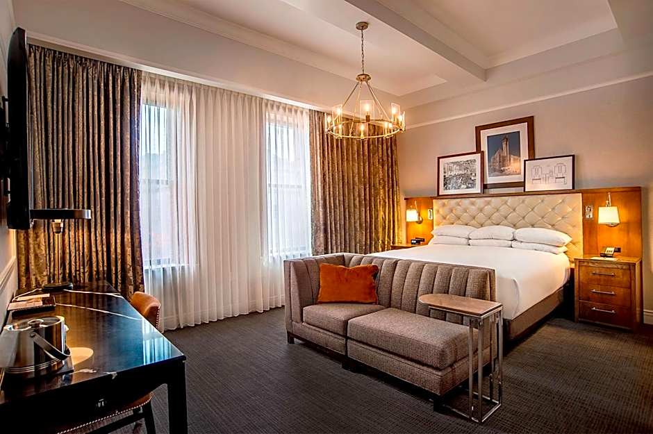 St Louis Union Station Hotel Curio Collection by Hilton