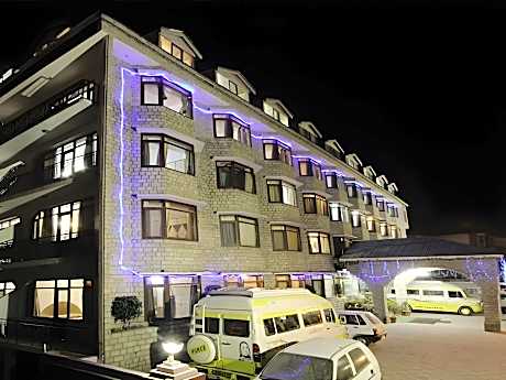 New Kenilworth International