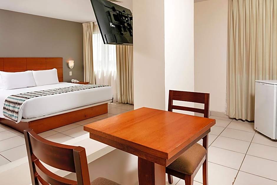 Wyndham Costa del Sol Pucallpa