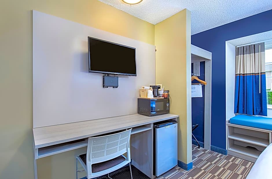 Microtel Inn & Suites by Wyndham Dry Ridge