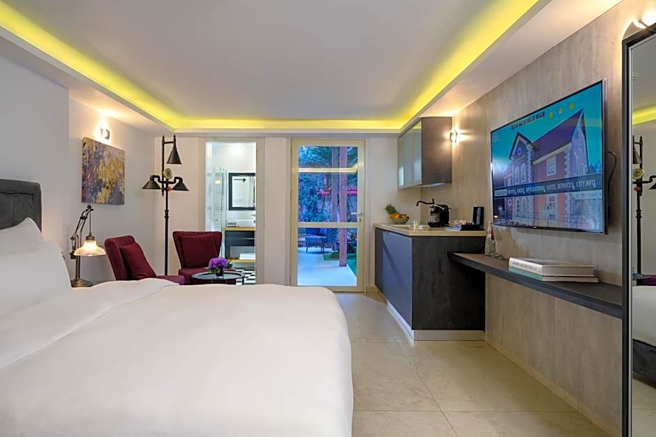 Carmella Boutique Hotel