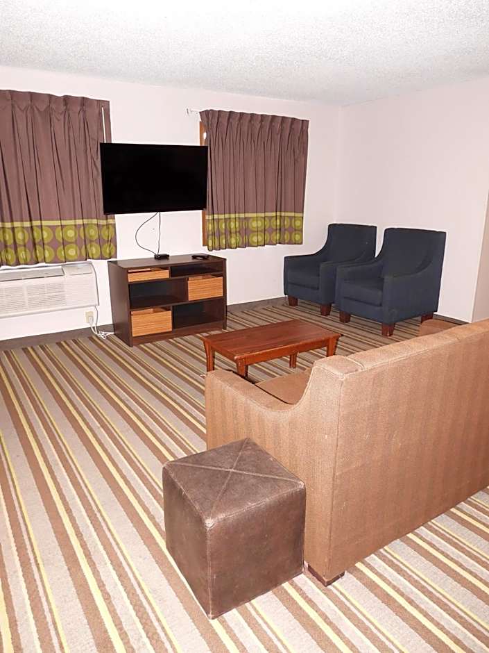 Super 8 by Wyndham Westminster Denver North