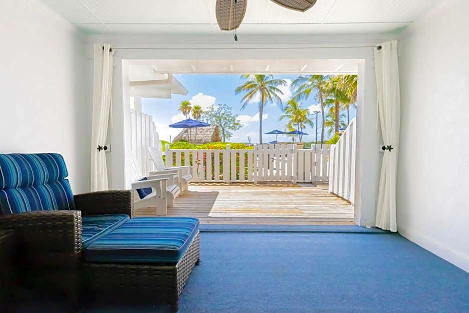 Coconut Palm Inn