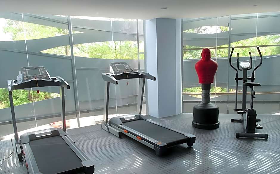 Sri Langit Hotel KLIA, KLIA 2 & F1 PROVIDE SHUTTLE SERVICE
