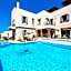 Philoxenia Apartments