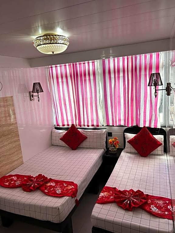 Photo 1 of 11 of Triple Room