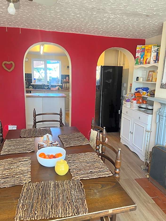 The Townhouse B and B free continental breakfast included