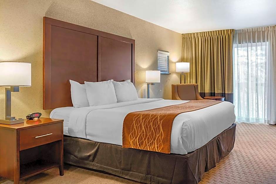 Comfort Inn & Suites Lincoln City