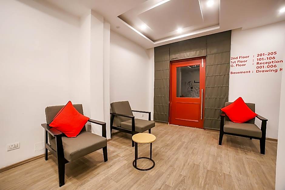 Townhouse 330 DLF Phase-2 Near Leisure Valley Park