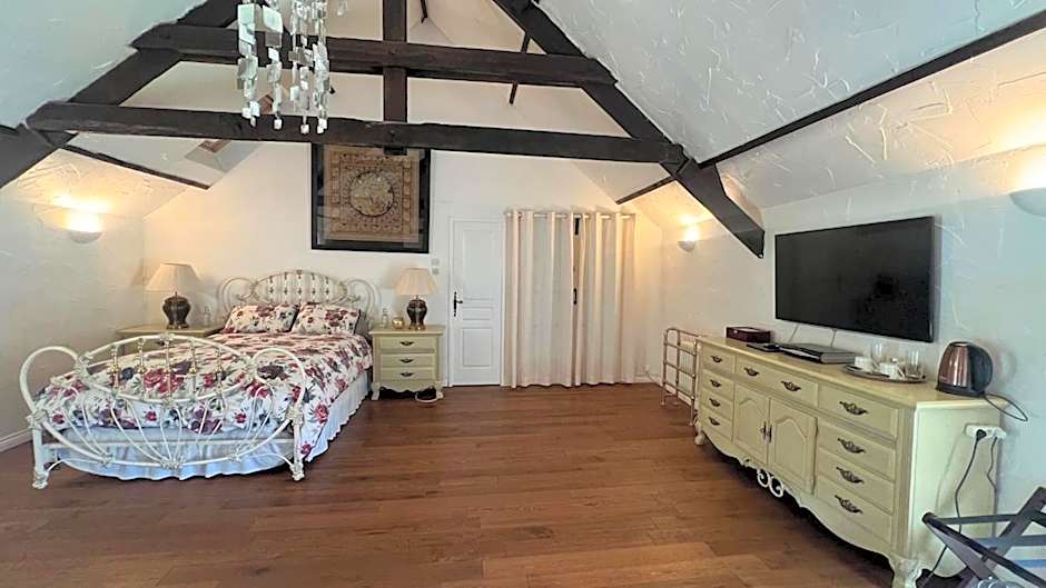 Chez Thomas 7 Route du Monde Ancien